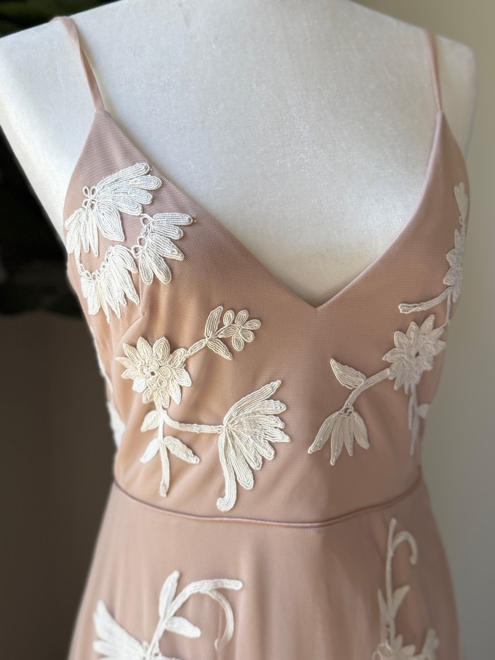 BHLDN Blush Pink Floral Appliqué V-Neck Bridesmaid Dress - Picture 4 of 9